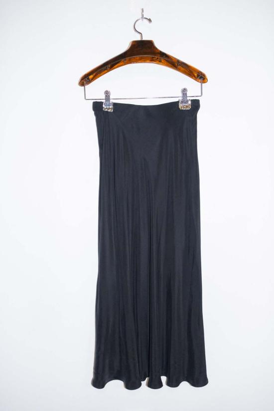  샤이나 모트 롱 스커트 바이어스