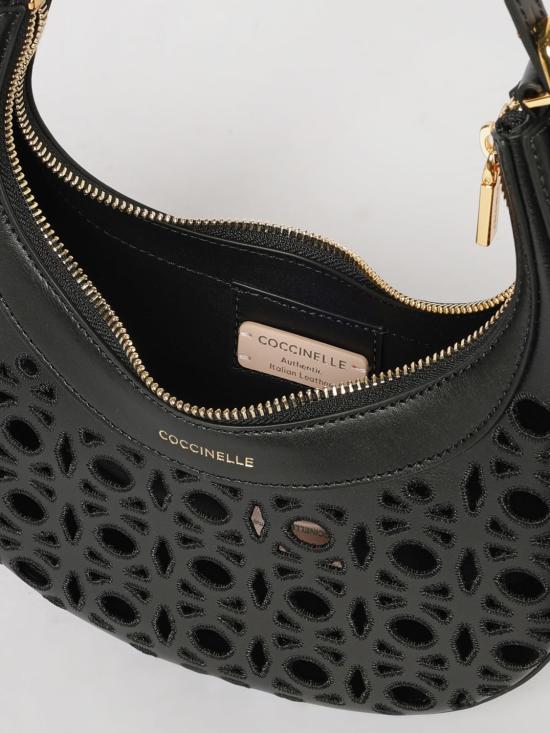 26SS 코치넬리 숄더백 E5US1530101 001 Black - COCCINELLE