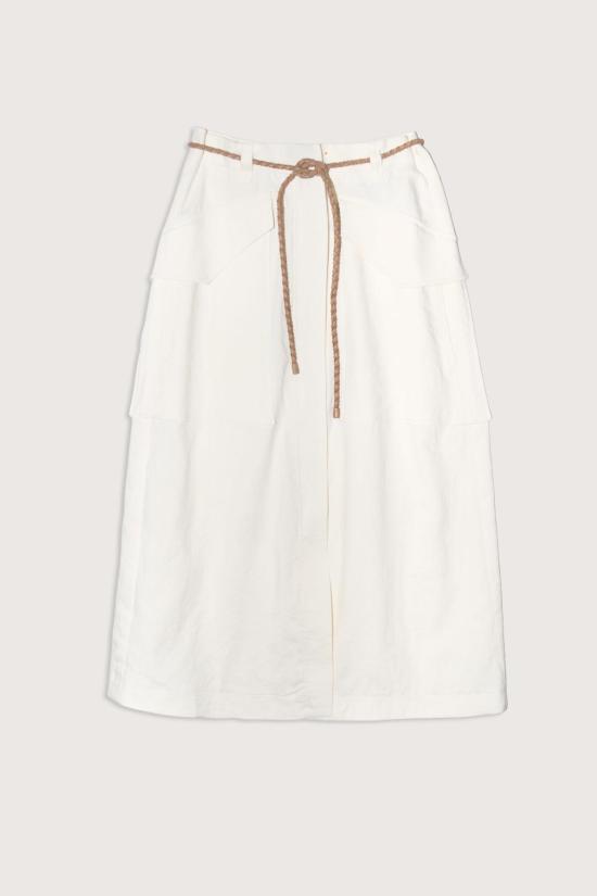  오디 롱 스커트 (Odeeh) 버튼 앞 여밈 , 카고 포켓 포함, 오프화이트 색상