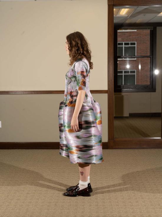  줄리아 호이어 롱 원피스 우마 드레스 폴리 실버 이리데슨트 - JULIA HEUER