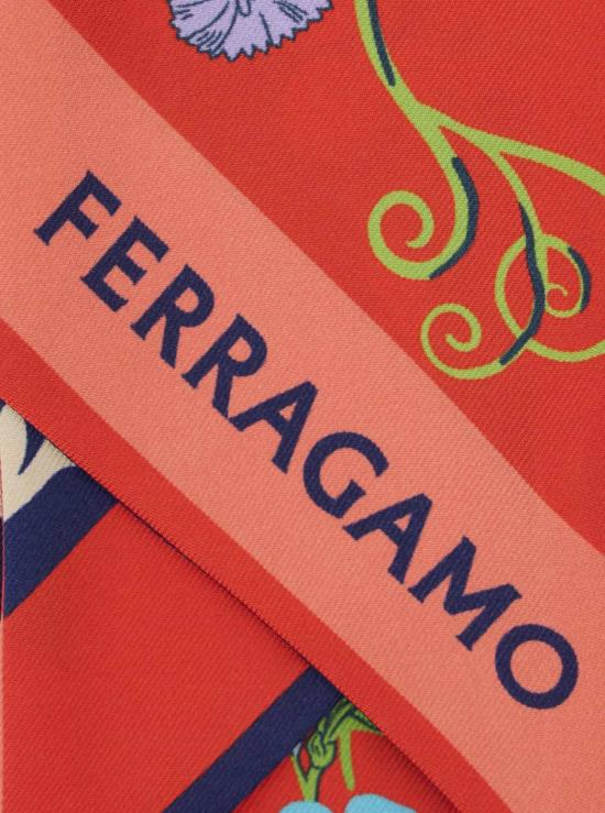  살바토레 페라가모 머플러/스카프 페라가모 스퀘어 페가소 스카프, 전체 프린트 및 로고 레터링, 멀티컬러 - SALVATORE FERRAGAMO
