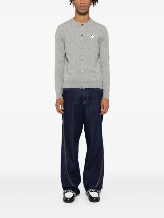 25FW 꼼데가르송 플레이 화이트 하트 니트 가디건 AX N065 051 Grey - COMME DES GARCONS