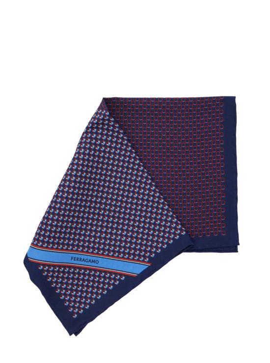  살바토레 페라가모 머플러/스카프 페라가모 포켓 스퀘어, 간치니 프린트 및 레터링 로고, 실크 소재, 블루 색상 - SALVATORE FERRAGAMO