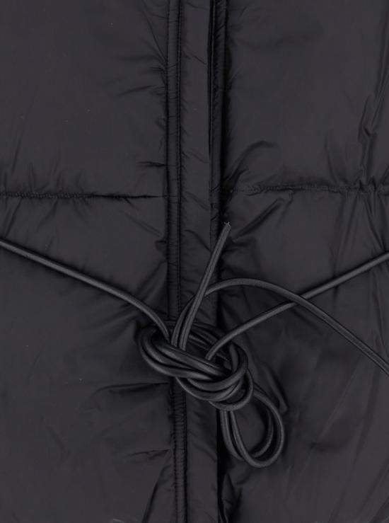  릭 오웬스 숏패딩 다운 재킷 (드로스트링 허리 및 하이넥 디자인, 테크니컬 패브릭 소재, 블랙) - RICK OWENS