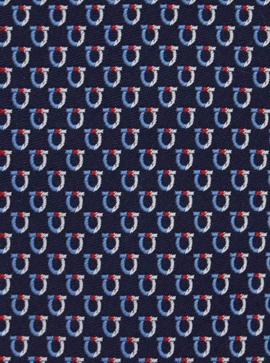  살바토레 페라가모 넥타이 페라가모 로고 전체 모티브 실크  (블루) - SALVATORE FERRAGAMO