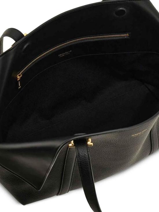 26SS 살바토레 페라가모 숄더백 21A5800789576 Black - SALVATORE FERRAGAMO