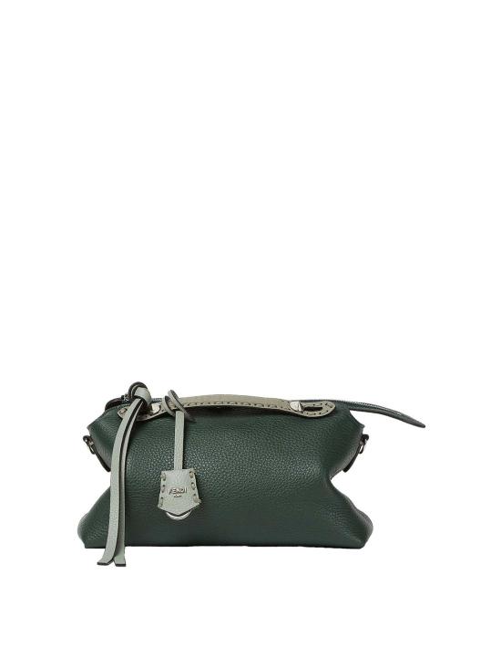 25FW 펜디 바이 더 웨이 소프트 미디움 백 8BL155AV1JF1TDY Black