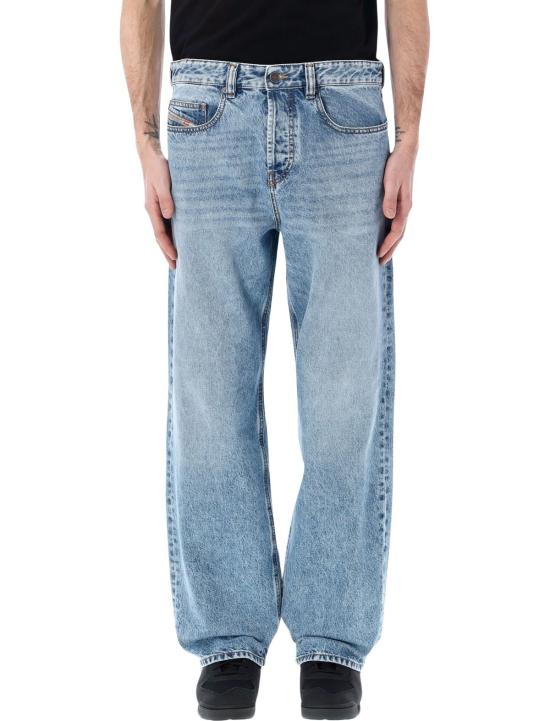  디젤 데님 릴렉스드 2001 D 매크로 진 라이트 블루