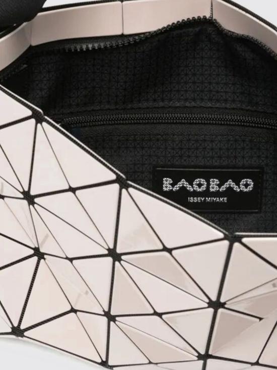 26SS 바오바오 크로스백 BB66AG054 40 Nude - BAOBAO