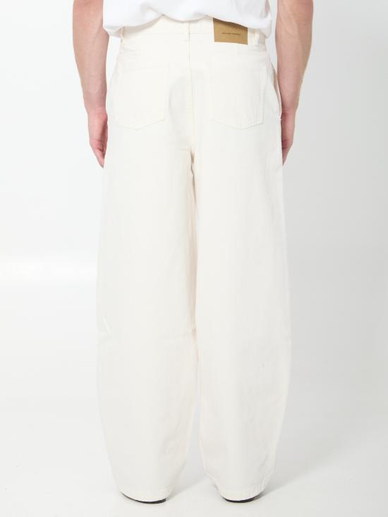 26SS 아미 스트레이트 팬츠 HTR871DE0126 136 BLANC CREME - AMI