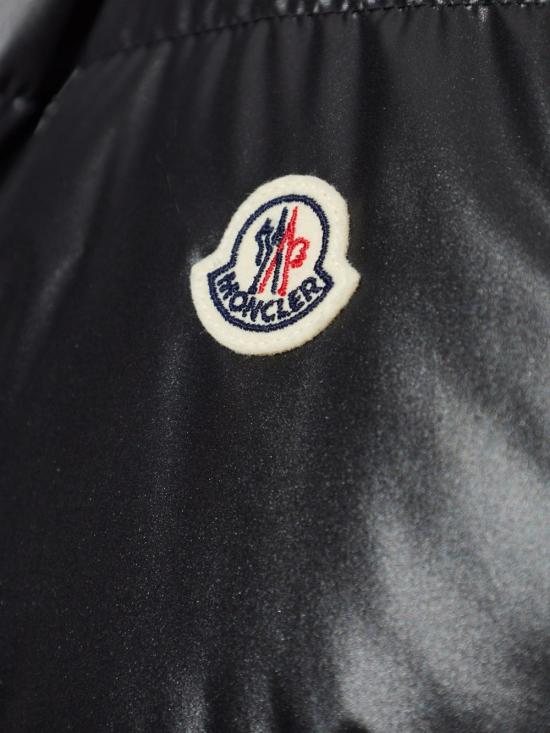 26SS 몽클레어 베스트 L10911A00143 597YX999 - MONCLER