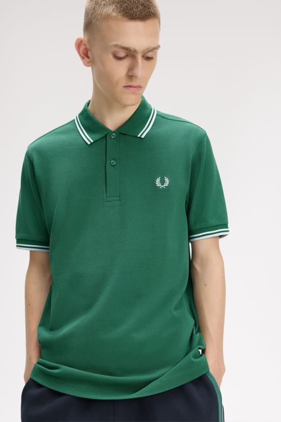 26SS 프레드페리 폴로 티셔츠 M3600 81B Sptgrn ltic ltic - FRED PERRY