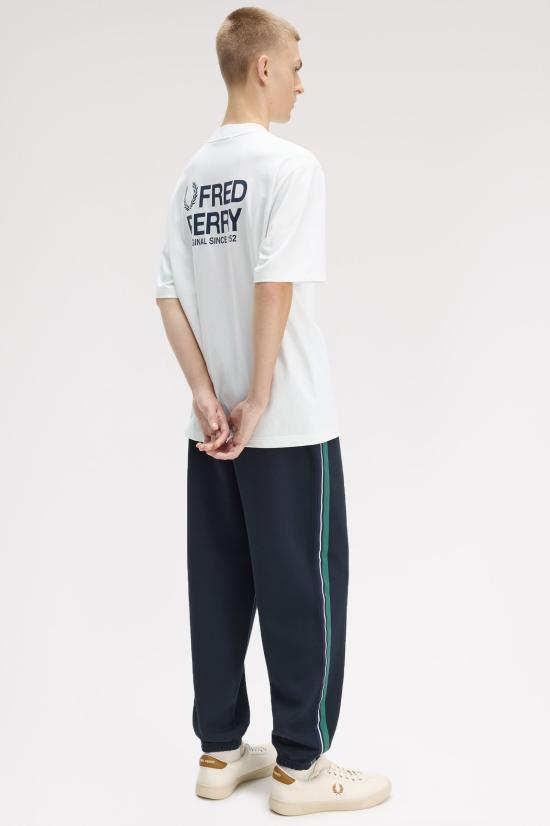 26SS 프레드페리 반팔 티셔츠 M2475 129 Snow white - FRED PERRY