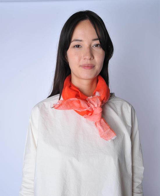  아푼토비 머플러/스카프 푼토 B 오렌지색과 흰색 린넨 스카프