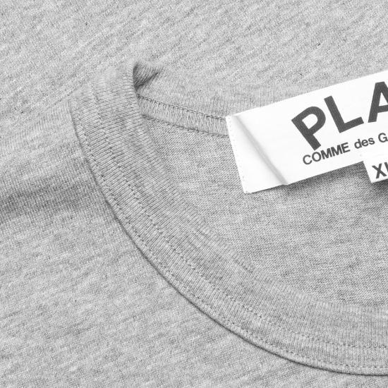 26SS 꼼데가르송 골드하트 와펜 반팔티 AX T216 051 3 P1T216 GRAY DOM - COMME DES GARCONS