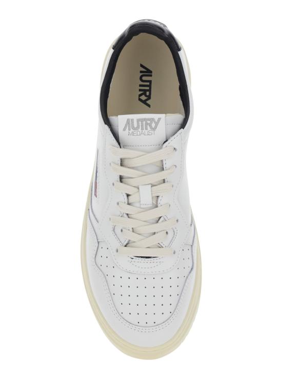 26FW 오트리 메달리스트 로우 스니커즈 AULMML02WHTBLK White - AUTRY