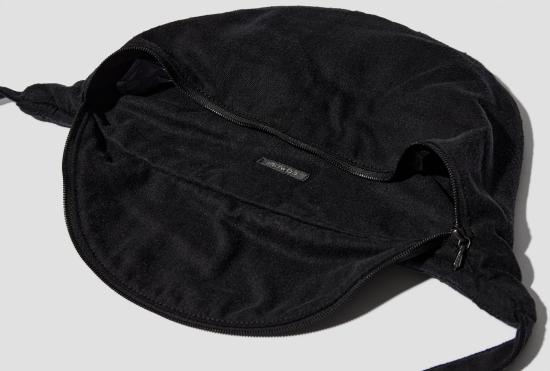 26SS 코모리 가방 실크 네프 웨이스트 백 D01-07001 블랙 - COMOLI