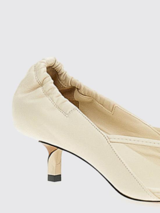 26SS 자크뮈스 힐/펌프스 26EFOW00204AC27L26 115 White - JACQUEMUS