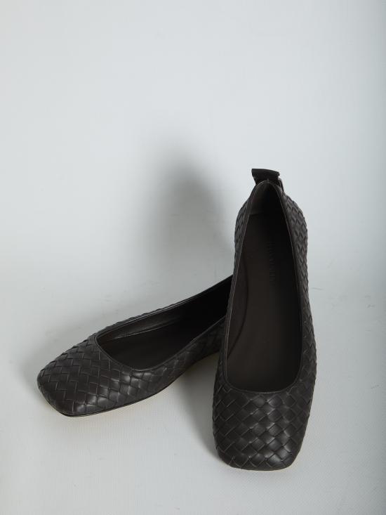 26SS 보테가베네타 플랫 슈즈 868206V2ED0 2006 ESPRESSO - BOTTEGA VENETA