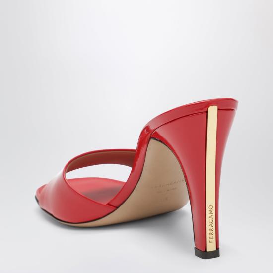 26SS 살바토레 페라가모 샌들 07903951CLE FB RED - SALVATORE FERRAGAMO