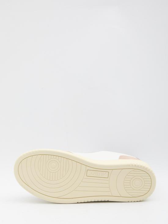 26SS 오트리 메달리스트 로우 스니커즈 AULWFT04 WHITE - AUTRY