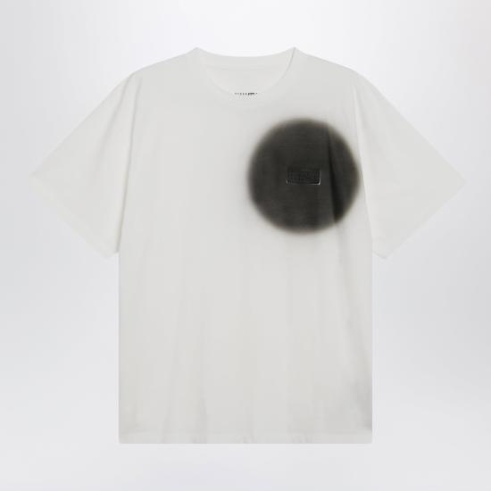 26SS MM6 메종마르지엘라 스프레이 페인트 티셔츠 SH0GC0067M20048 101 WHITE