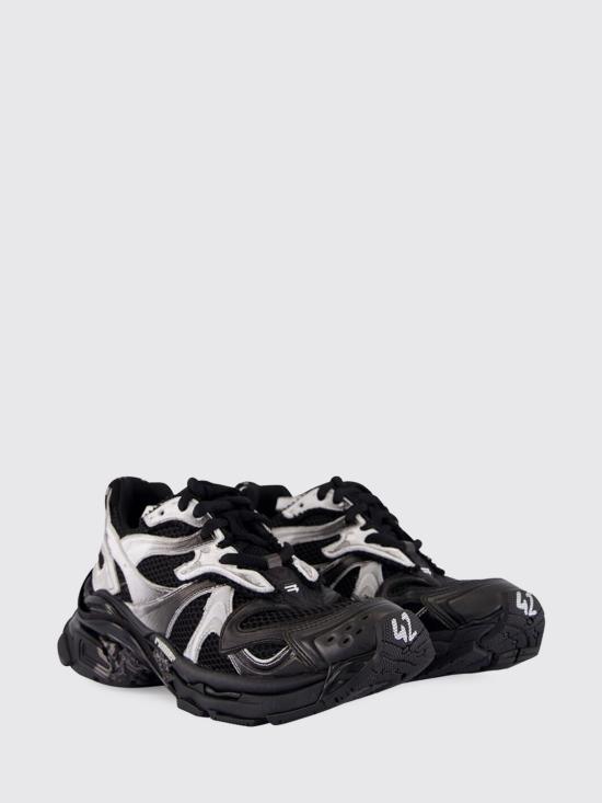 26SS 발렌시아가 러너 스니커즈 779066WRN2G 1090 Black - BALENCIAGA