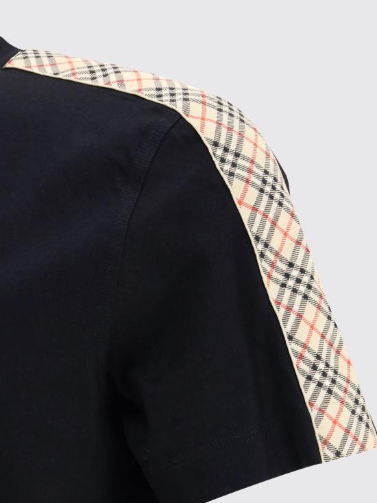 26SS 버버리 체크 트리밍 코튼 티셔츠 8106248 Black - BURBERRY