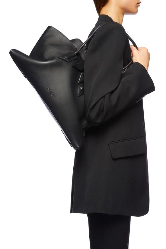 26SS 디 아티코 라 파세지아타 미디엄 탑 핸들 백 250WAH00054LBT019AA 100 BLACK - THE ATTICO