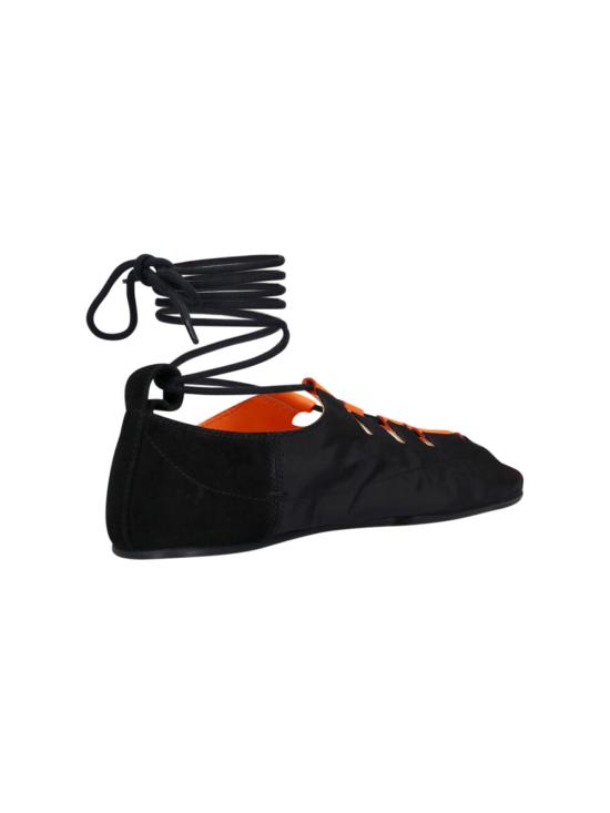26SS 알라이아 플랫 슈즈 AA3A1030A043 999 Black - ALAIA