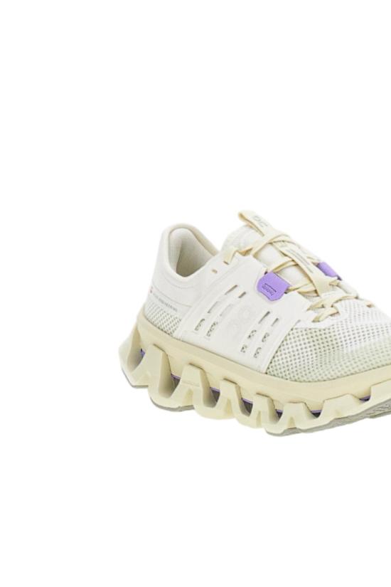 26SS 온 러닝 스니커즈 3WG10393588 White - ON RUNNING