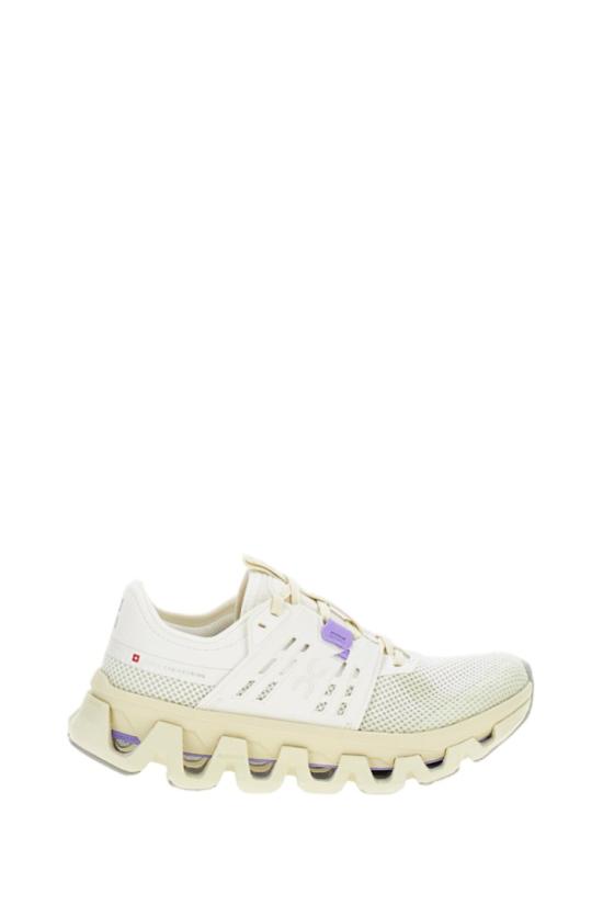 26SS 온 러닝 스니커즈 3WG10393588 White