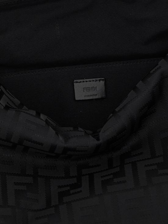 26FW 펜디 루이 라지 7VA667AVC6F0SAJ Black - FENDI