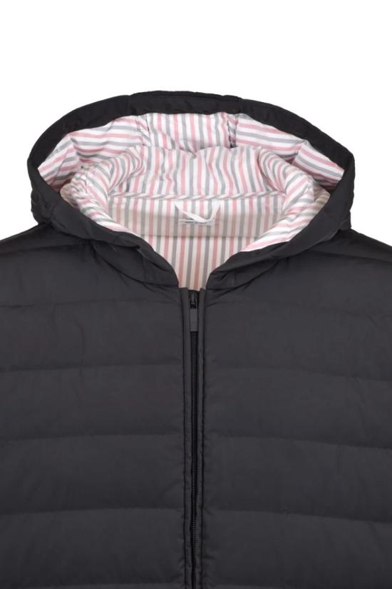  톰브라운 패딩 센토그램미 코트 - 블랙 - THOM BROWNE