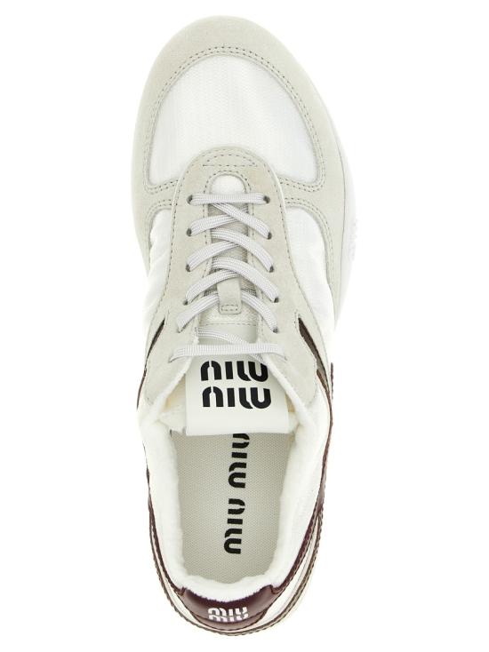 26SS 미우미우 스니커즈 5E428EFA00571LF0X97 White - MIU MIU