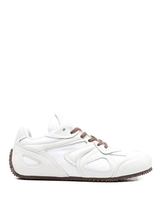 26SS 악셀 아리가토 스니커즈 F3920001SLOWWHIGU White