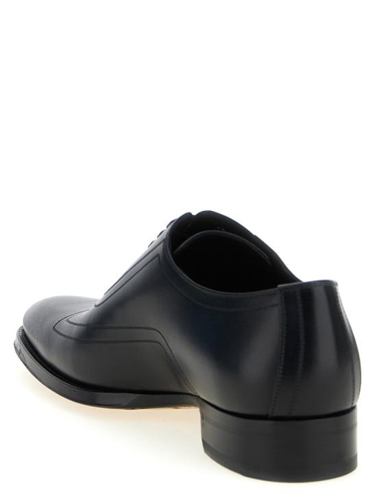 26SS 구찌 슬릭 실루엣 레더 레이스업 슈즈 865172AAGBV1000 Black - GUCCI