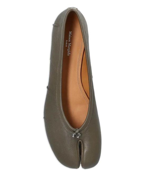 26SS 마르지엘라 타비 뉴 발레리나 S58WZ0127P3753 T2149 COLD BROWN - MAISON MARGIELA