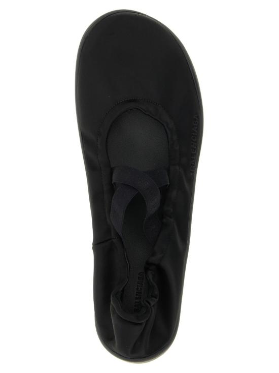 26SS 발렌시아가 플랫 슈즈 853993W2H8L1010 Black - BALENCIAGA
