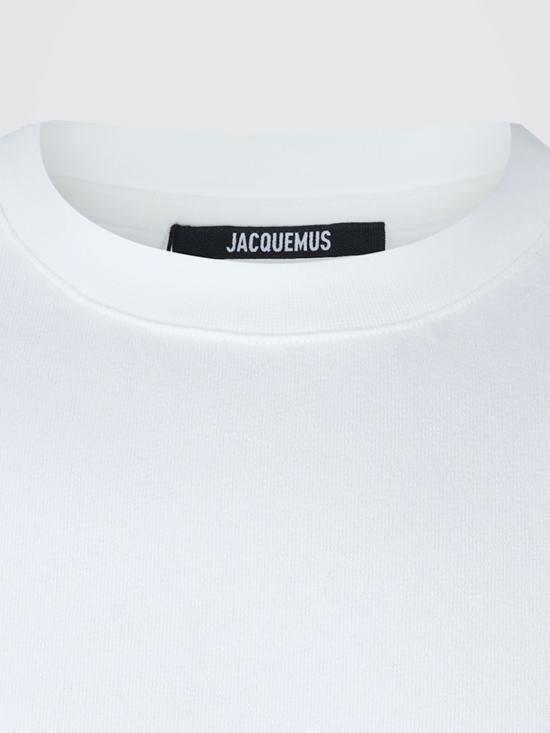 26SS 자크뮈스 반팔 티셔츠 26ETSM00628AJ00226 1OE Beige - JACQUEMUS