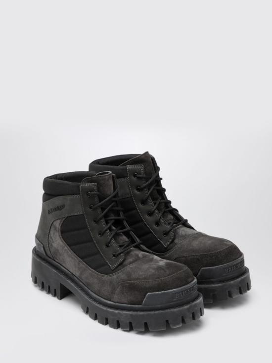 26SS 발렌시아가 컴뱃 스트라이크 로우 부츠 867708WCB45 2010 Dark - BALENCIAGA