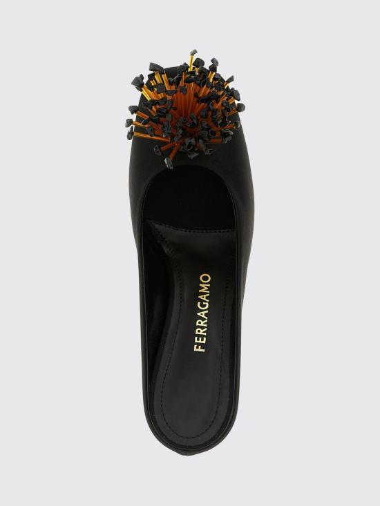 26SS 살바토레 페라가모 힐/펌프스 01L622 793011 001 Black - SALVATORE FERRAGAMO