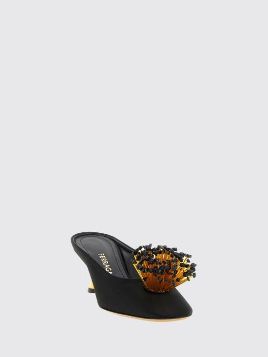 26SS 살바토레 페라가모 힐/펌프스 01L622 793011 001 Black - SALVATORE FERRAGAMO