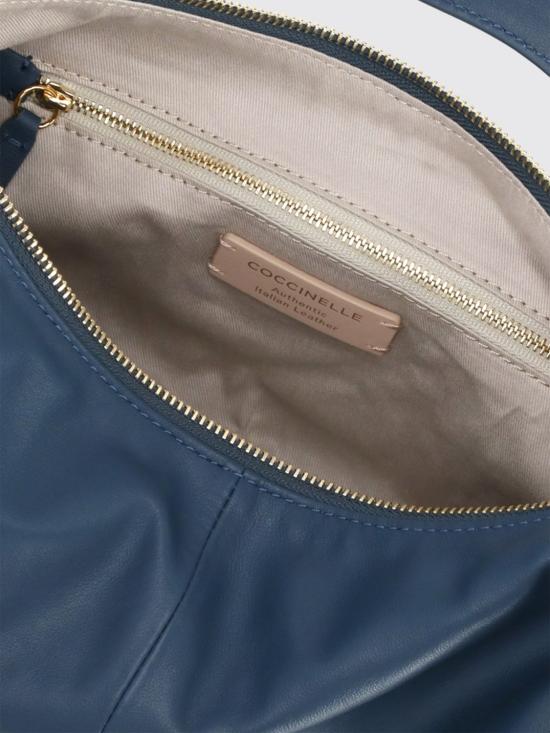26SS 코치넬리 숄더백 E1U1A130201 B27 Blue - COCCINELLE