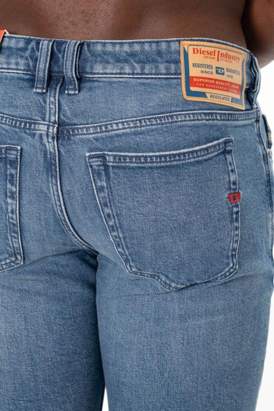 26SS 디젤 데님 팬츠 A03595 0BEBI 01 Denim - DIESEL