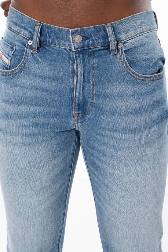 26SS 디젤 2019 D-스트럭트 슬림 진 A03562 0ADBK 01 Denim - DIESEL