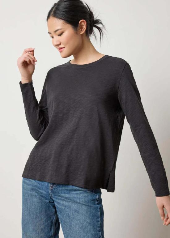  릴라 피 긴팔 티셔츠 릴라 P. 긴팔 보이프렌드 티셔츠