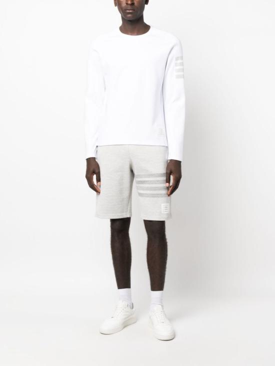  톰브라운 긴팔 티셔츠 톰 브라운 4줄 스트라이프 로고 패치  화이트 - THOM BROWNE