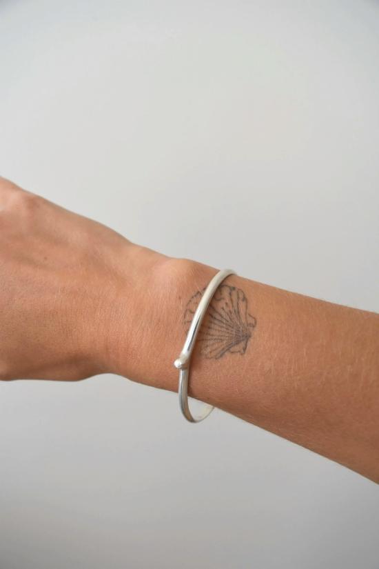  Corner Studio 팔찌 코너 스튜디오 위시본 커프 실버