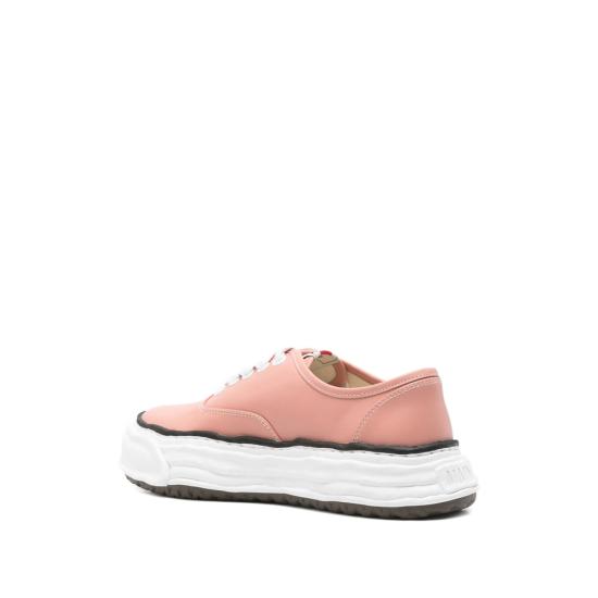 26SS 메종 미하라 야스히로 베이커 26 OG 솔 레더 로우탑 스니커즈 A16FW702 PINK - MAISON MIHARA YASUHIRO
